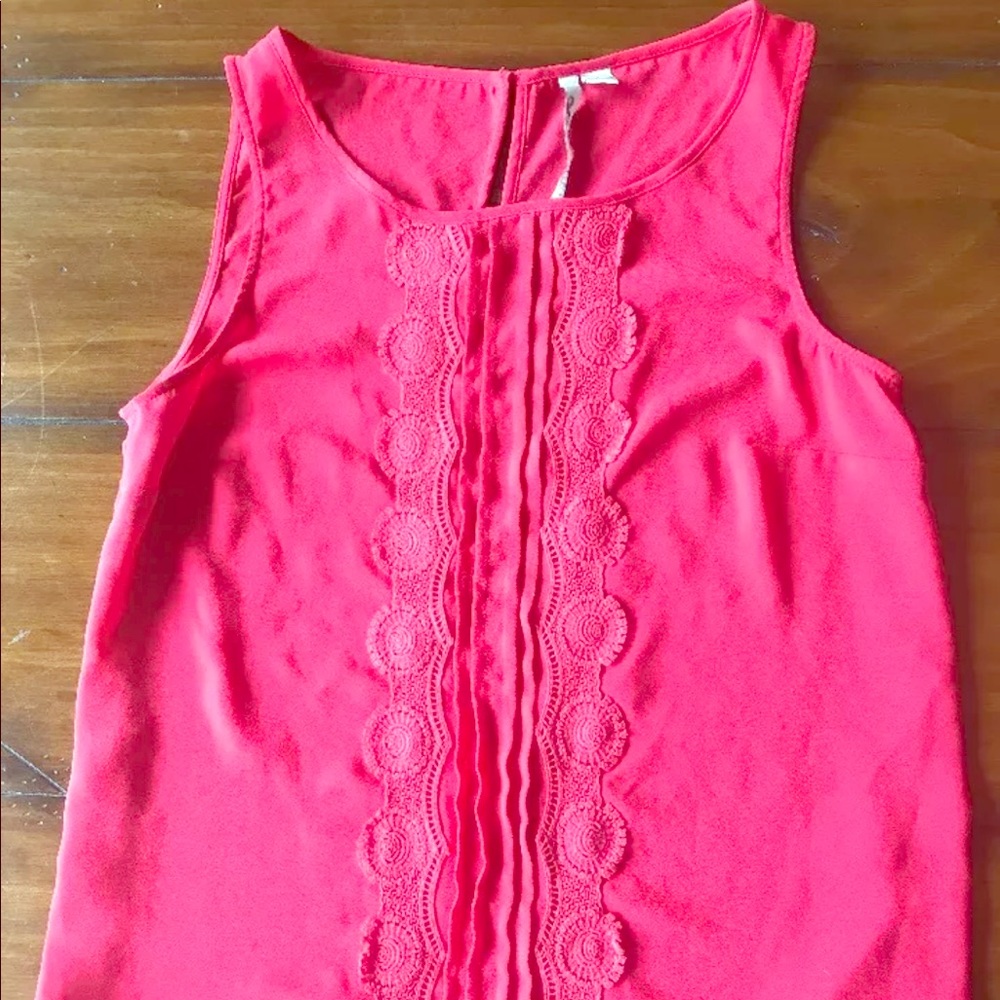 Lauren Conrad tank small